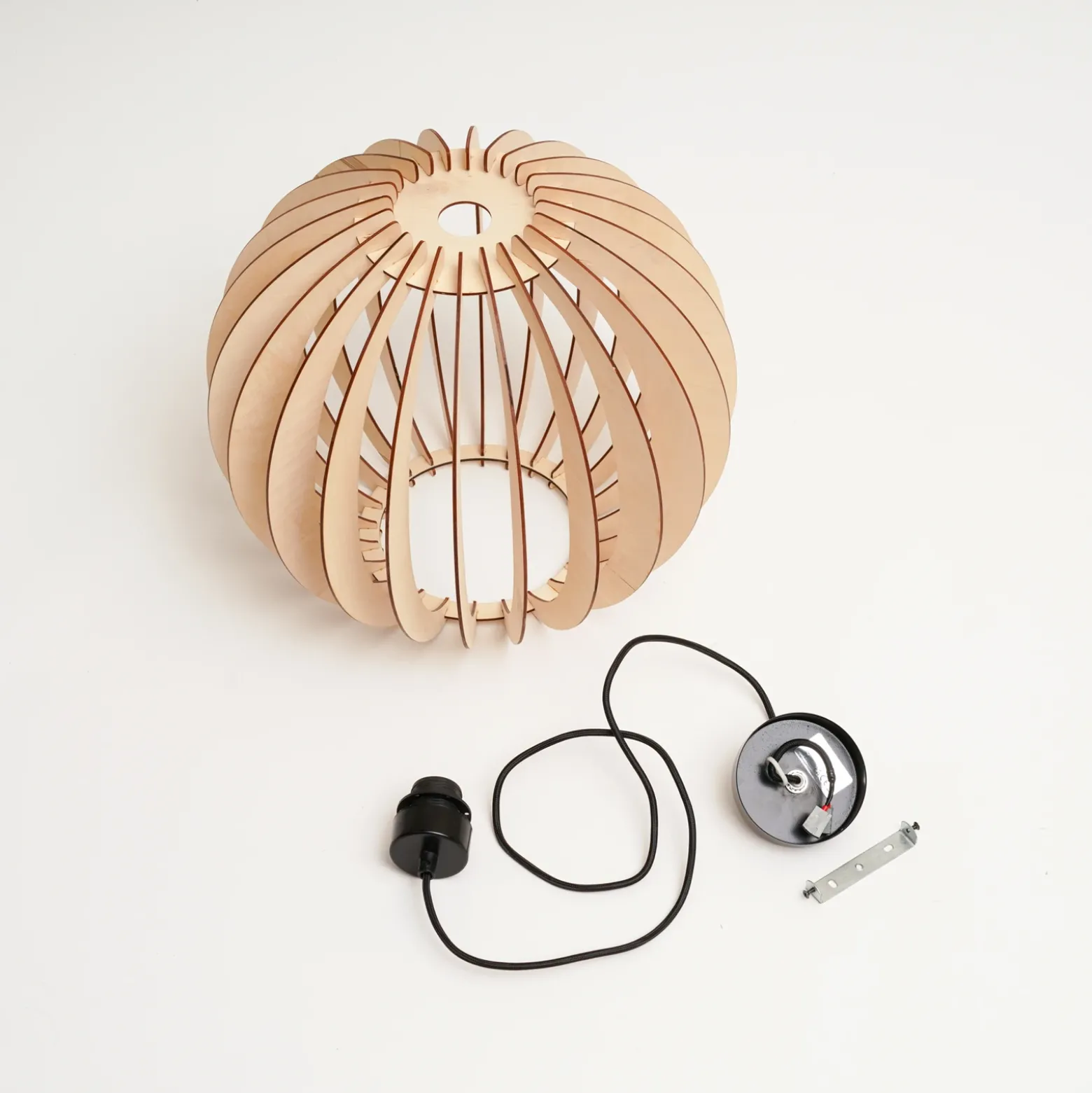 Lámpara colgante Envostar Clay de contrachapado de abedul, Ø 40 cm