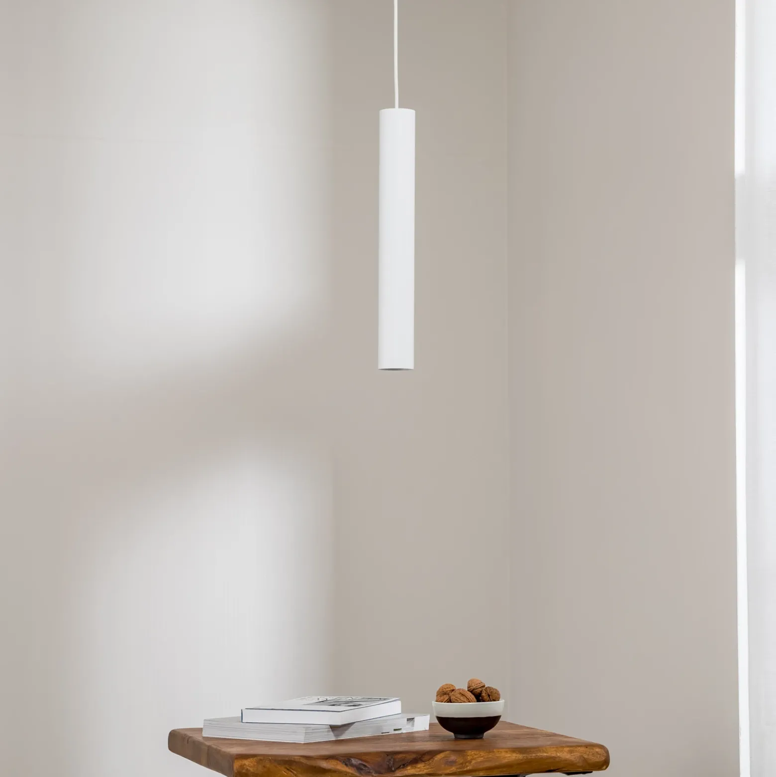Lámpara colgante Eye, 1 luz, blanca, altura de la pantalla 40 cm