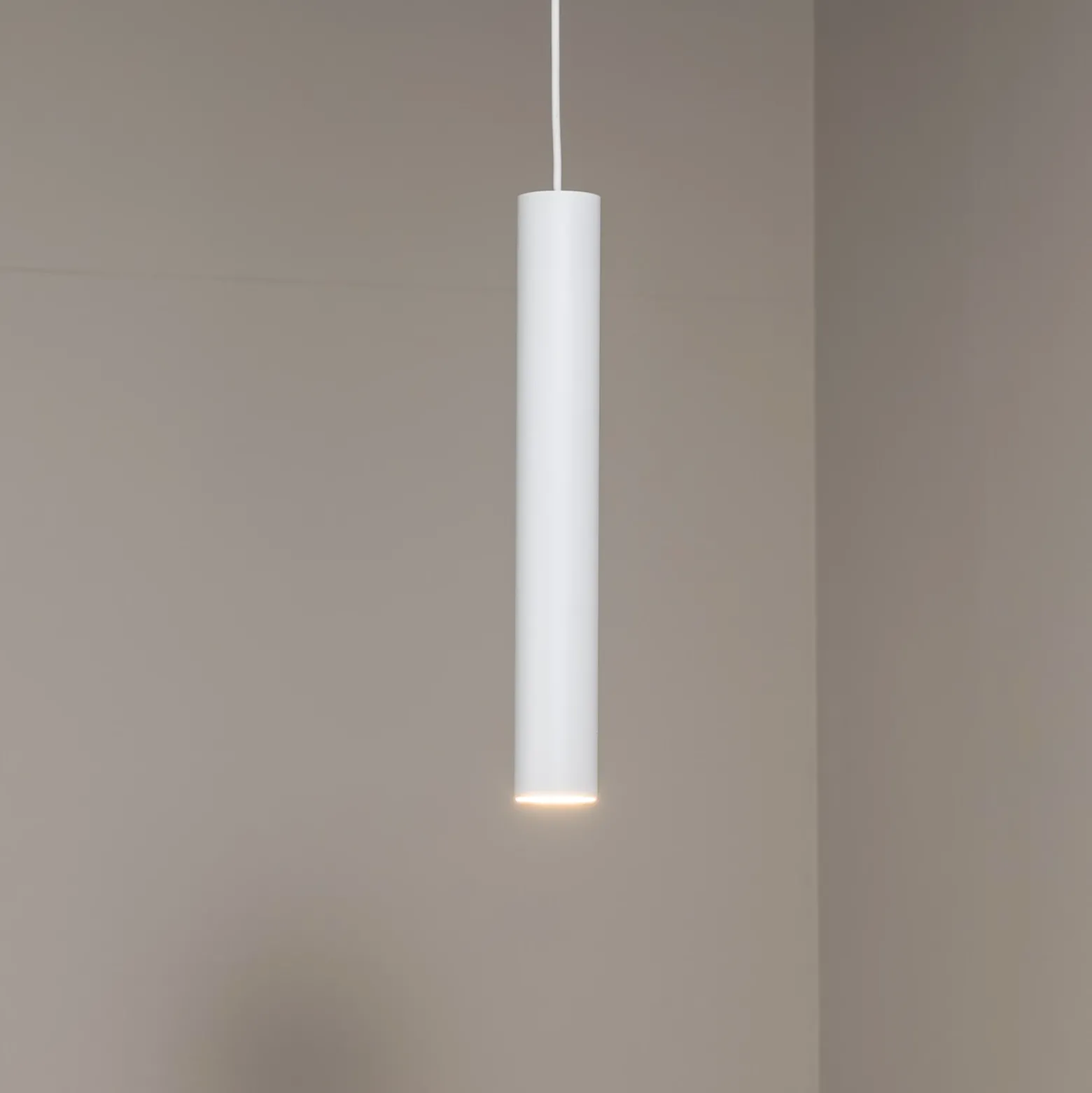 Lámpara colgante Eye, 1 luz, blanca, altura de la pantalla 40 cm