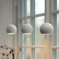 Lámpara colgante FRANDSEN Ball, blanco mate, Ø 12 cm