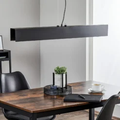 Lámpara colgante Gentor 4, longitud 96 cm en negro