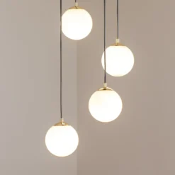 Lámpara colgante Glassy, 4 luces, redonda, negro/ópalo