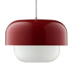 Lámpara colgante Haipot de Dyberg Larsen, rojo oscuro
