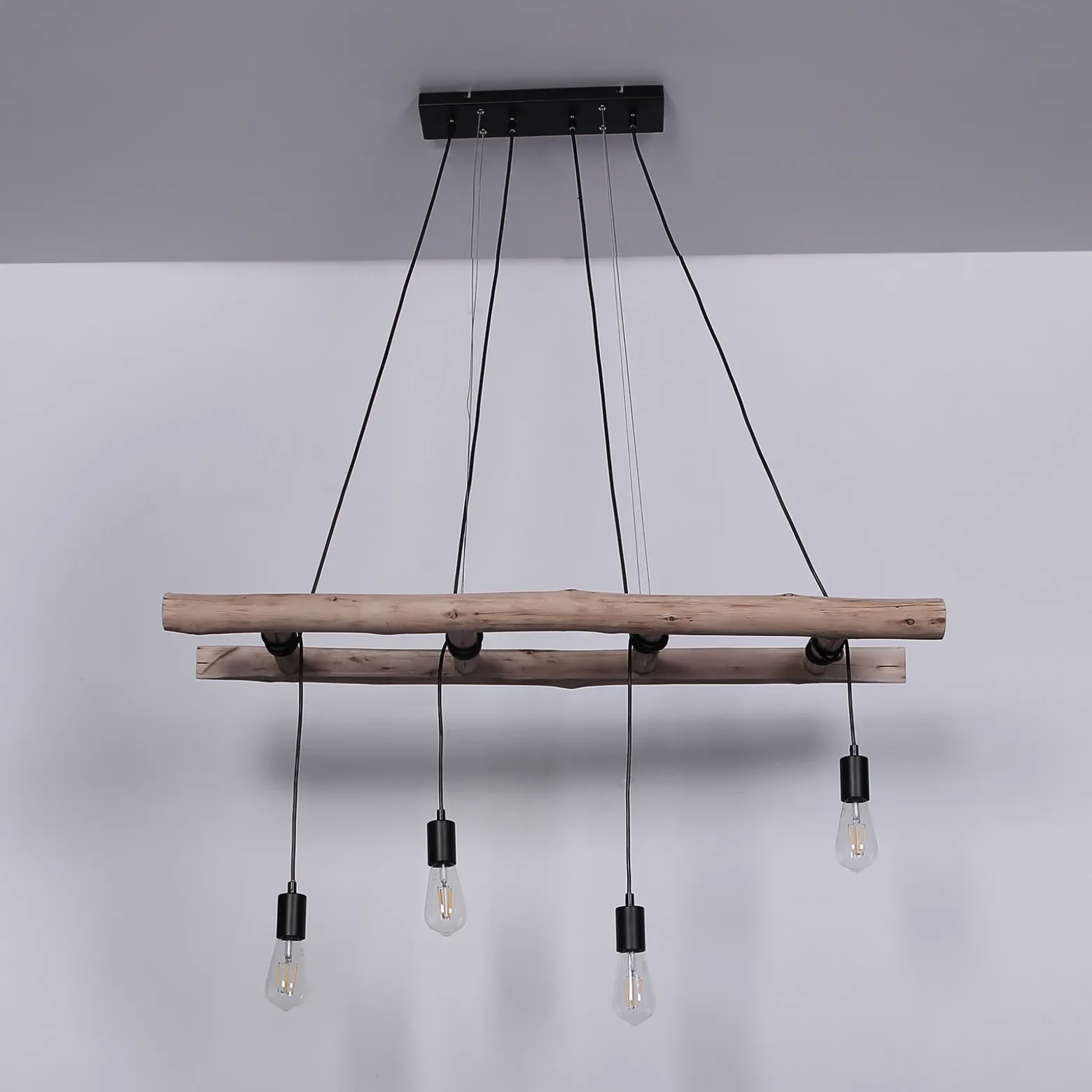 Lámpara colgante Irmgard peldaños de madera