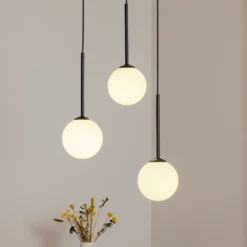 Lámpara colgante Joel, rotonda negra/blanca, 3 luces