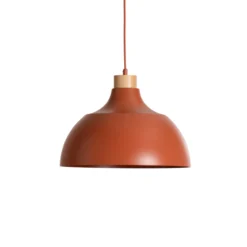 Lámpara colgante Kaitt, rojo teja, Ø 34 cm, detalle en madera