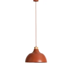Lámpara colgante Kaitt, rojo teja, Ø 34 cm, detalle de madera