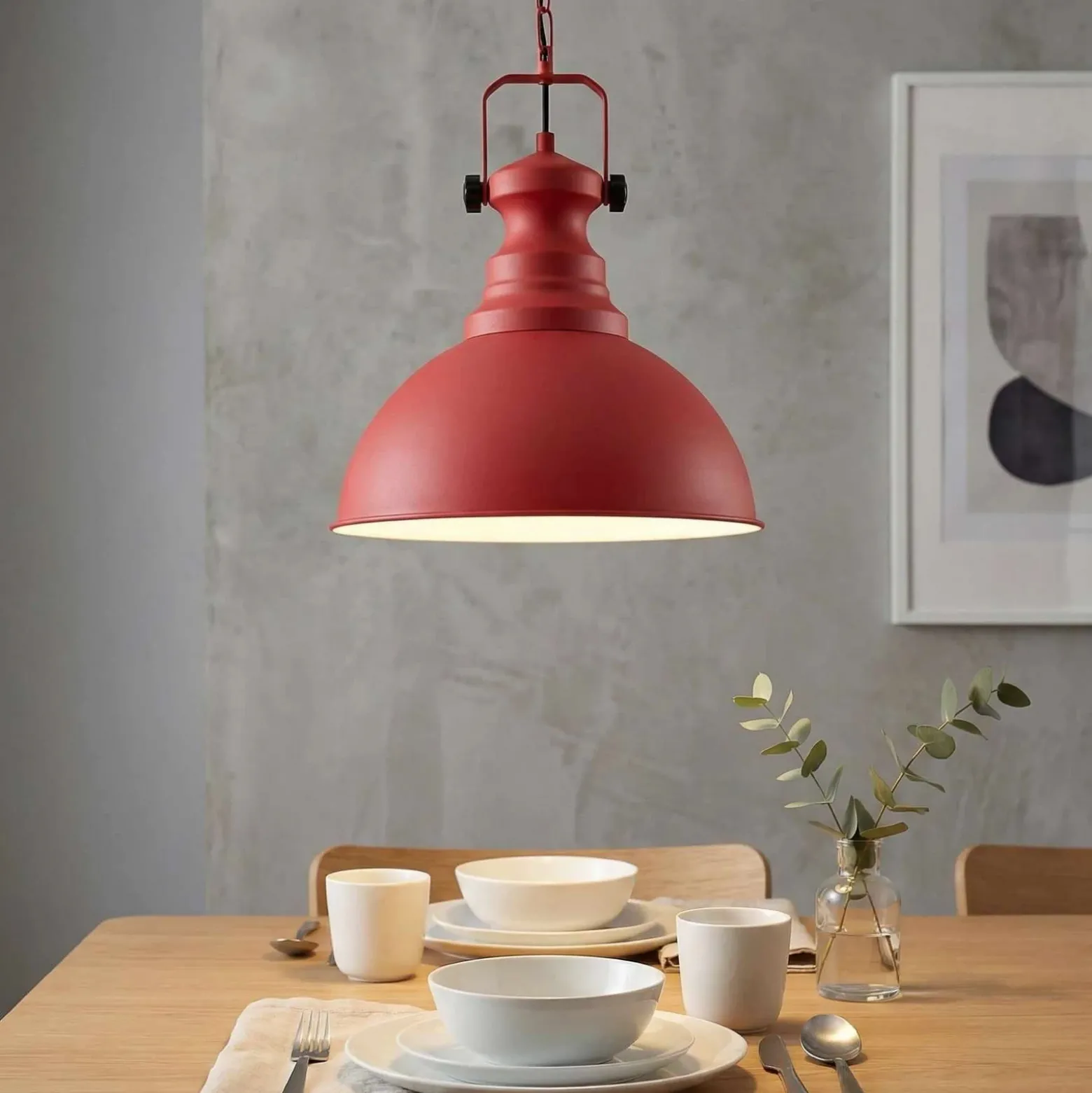 Lámpara colgante Kure, roja, Ø 31 cm, metal, E27