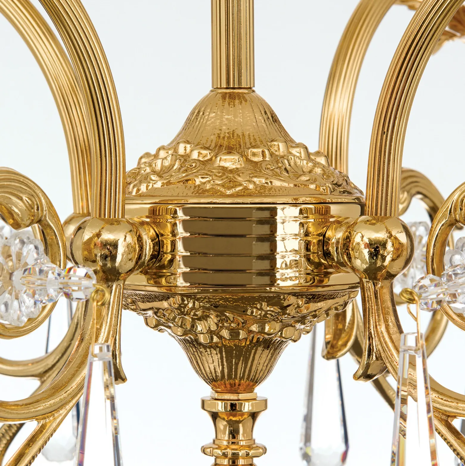 Lámpara colgante La Boheme, dorada, 5 luces, cristal