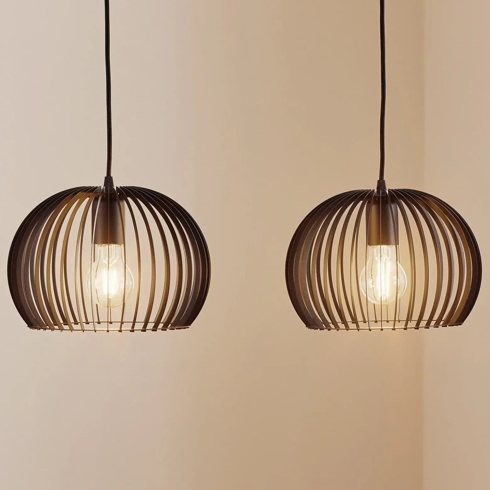 Lámpara colgante Larus de acero negro, 2 luces