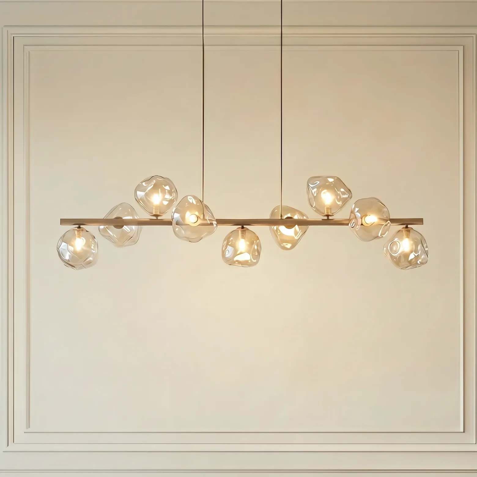 Lámpara colgante Lava, beige, 9 luces, cristal, longitud 116 cm, G9