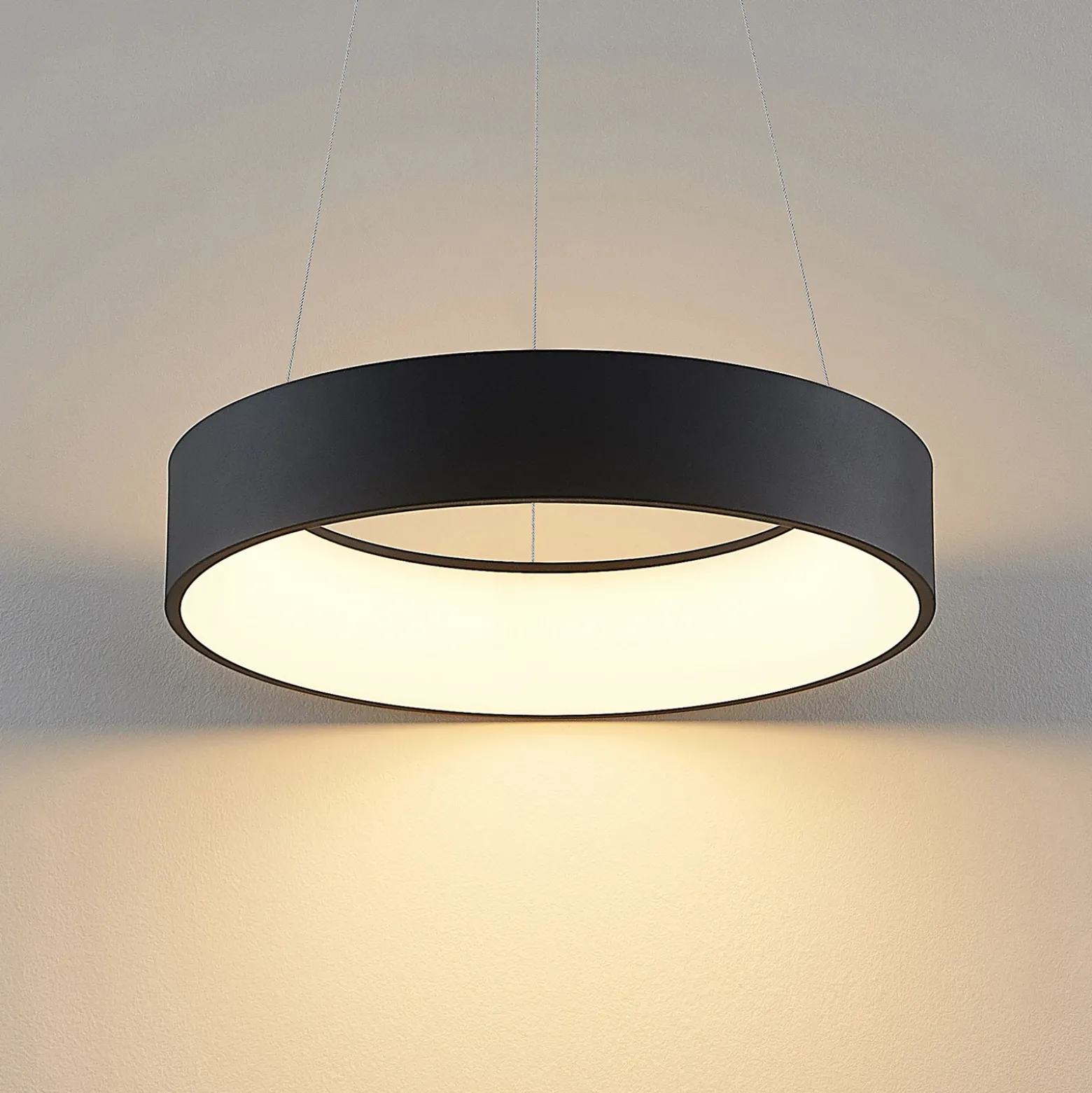 Lámpara colgante LED Aleksi de Arcchio, Ø 45 cm, negro, metal, CCT