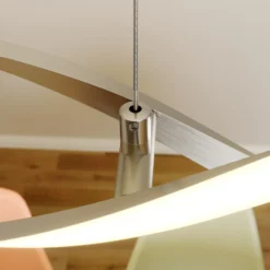 Lámpara colgante LED Auron de Lindby, color níquel, metal, atenuable