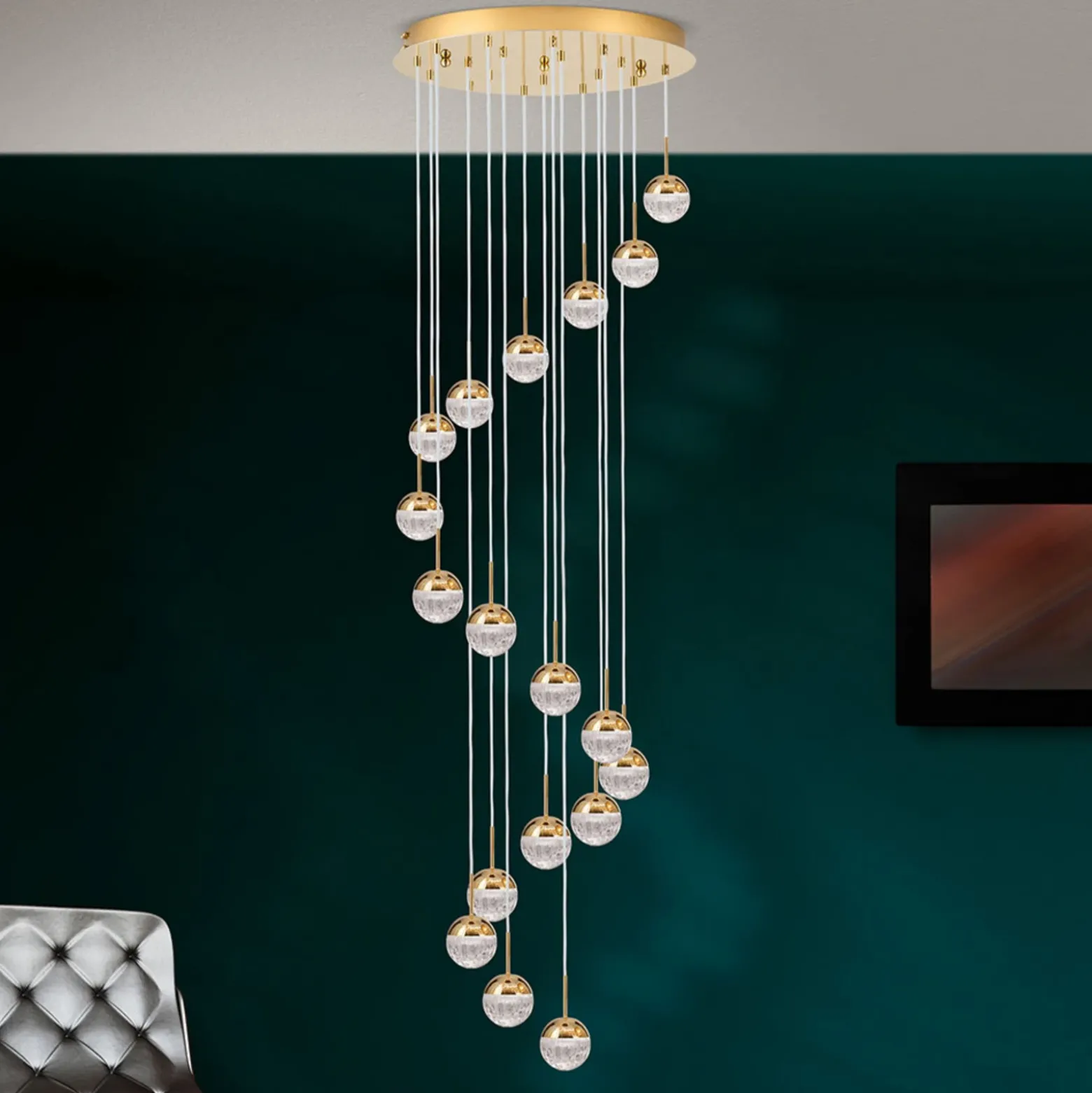 Lámpara colgante LED Ball 18 luces, oro/crema