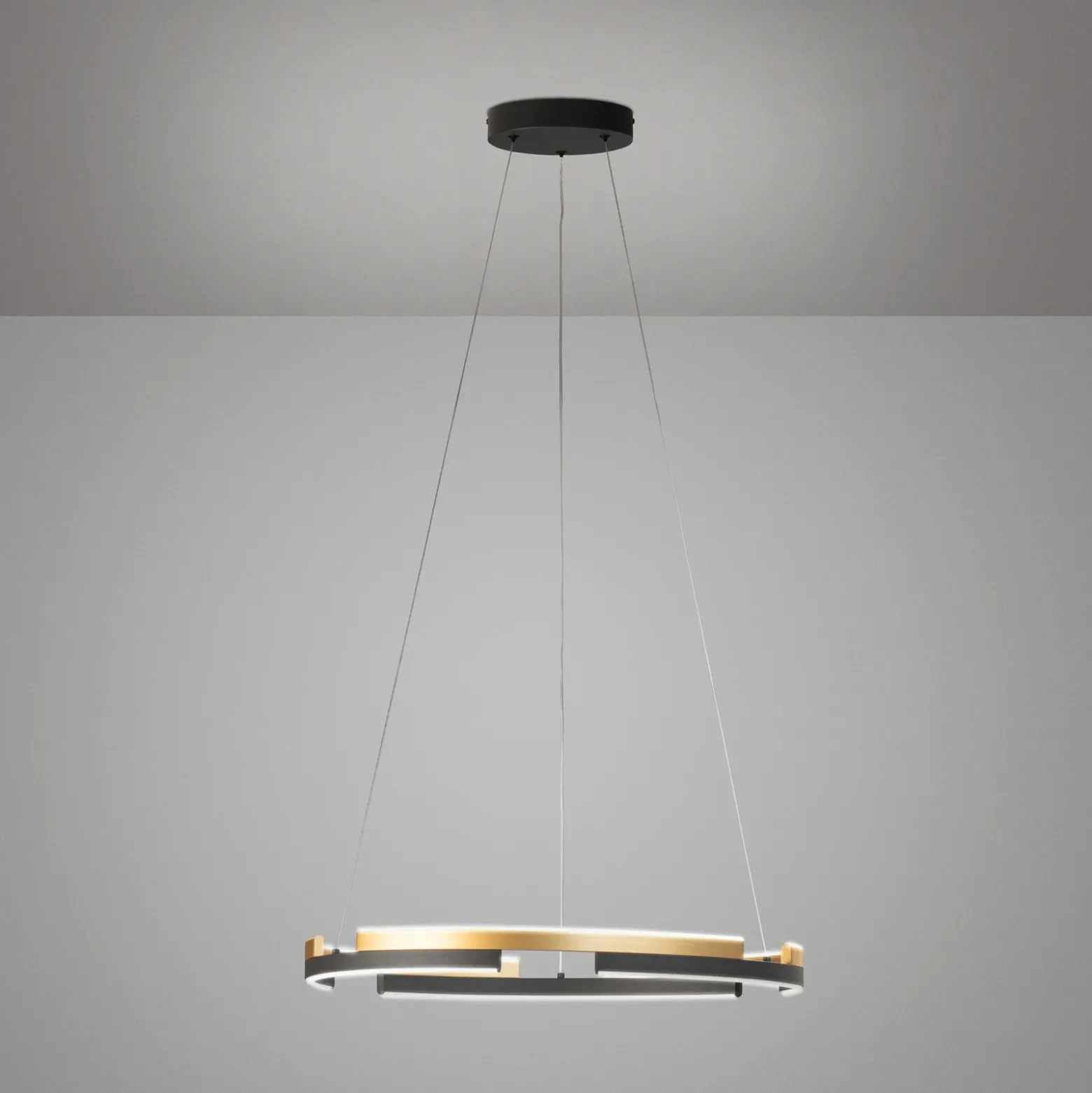 Lámpara colgante LED Circly, metal, control remoto, CCT, atenuable