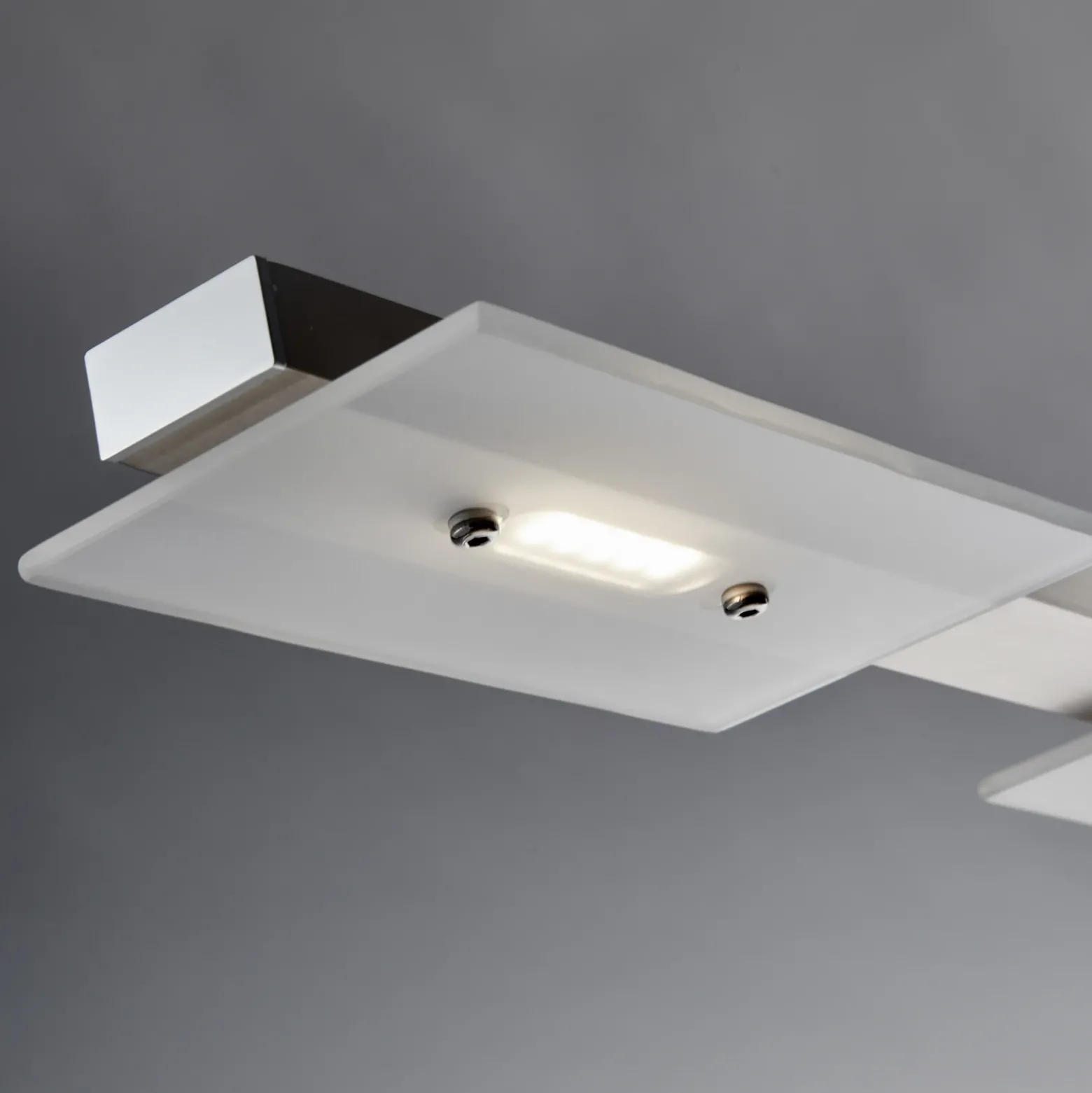 Lámpara colgante LED Dina, 4 luces, níquel, regulable en altura, 3000 K