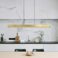 Lámpara colgante LED Ethan, color latón, 150 cm, extensible