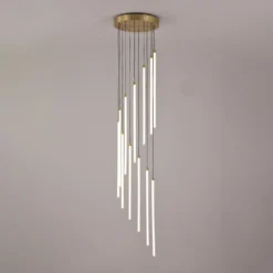 Lámpara colgante LED Flare, color latón, Ø 35 cm, CCT, 12 luces.