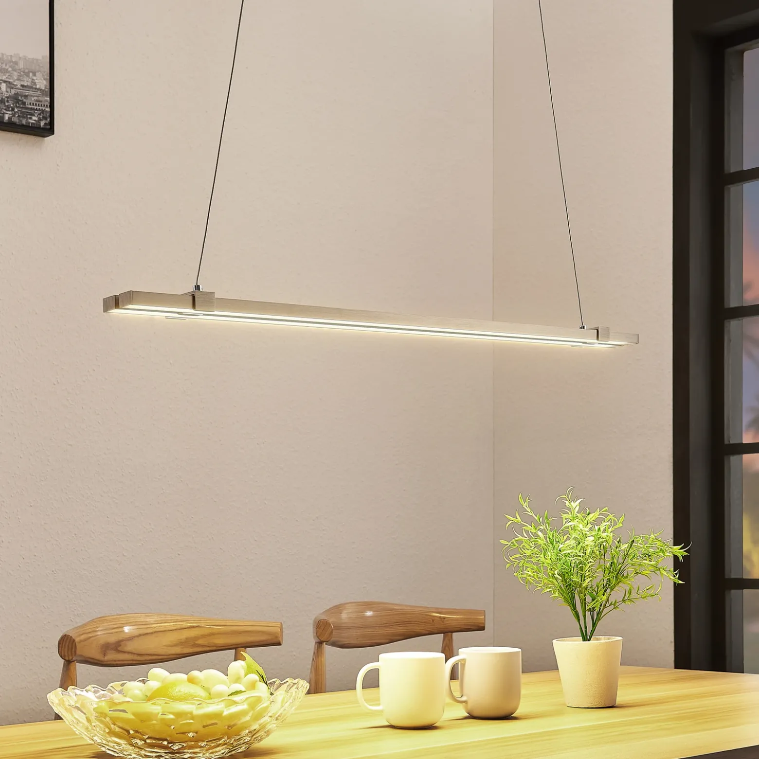 Lámpara colgante LED lineal Tymon, estrecha, extensible