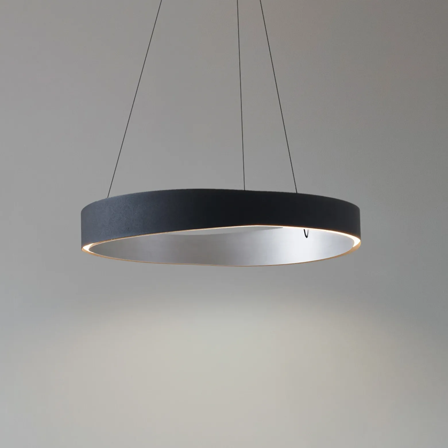 Lámpara colgante LED Lucande Daelor, negro/aluminio, CCT, atenuable