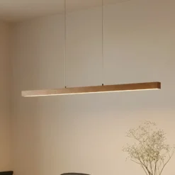 Lámpara colgante LED Lucande Nihalo, madera, 122 cm, atenuable, CCT