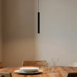 Lámpara colgante LED Lumaro de Lindby, negra, 27 cm, 48 V, atenuable