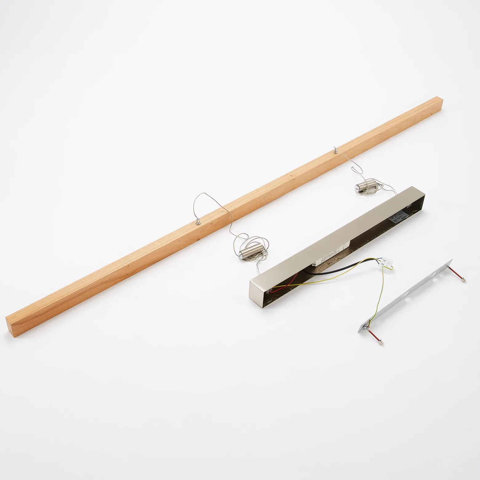 Lámpara colgante LED Nora de Quitani, roble natural, longitud 158 cm