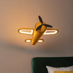 lámpara colgante LED para habitación infantil Fokker, amarilla, longitud 46 cm,