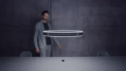 Lámpara colgante LED PURE E-Loop, marfil dorado, Ø 70 cm, aluminio, CCT