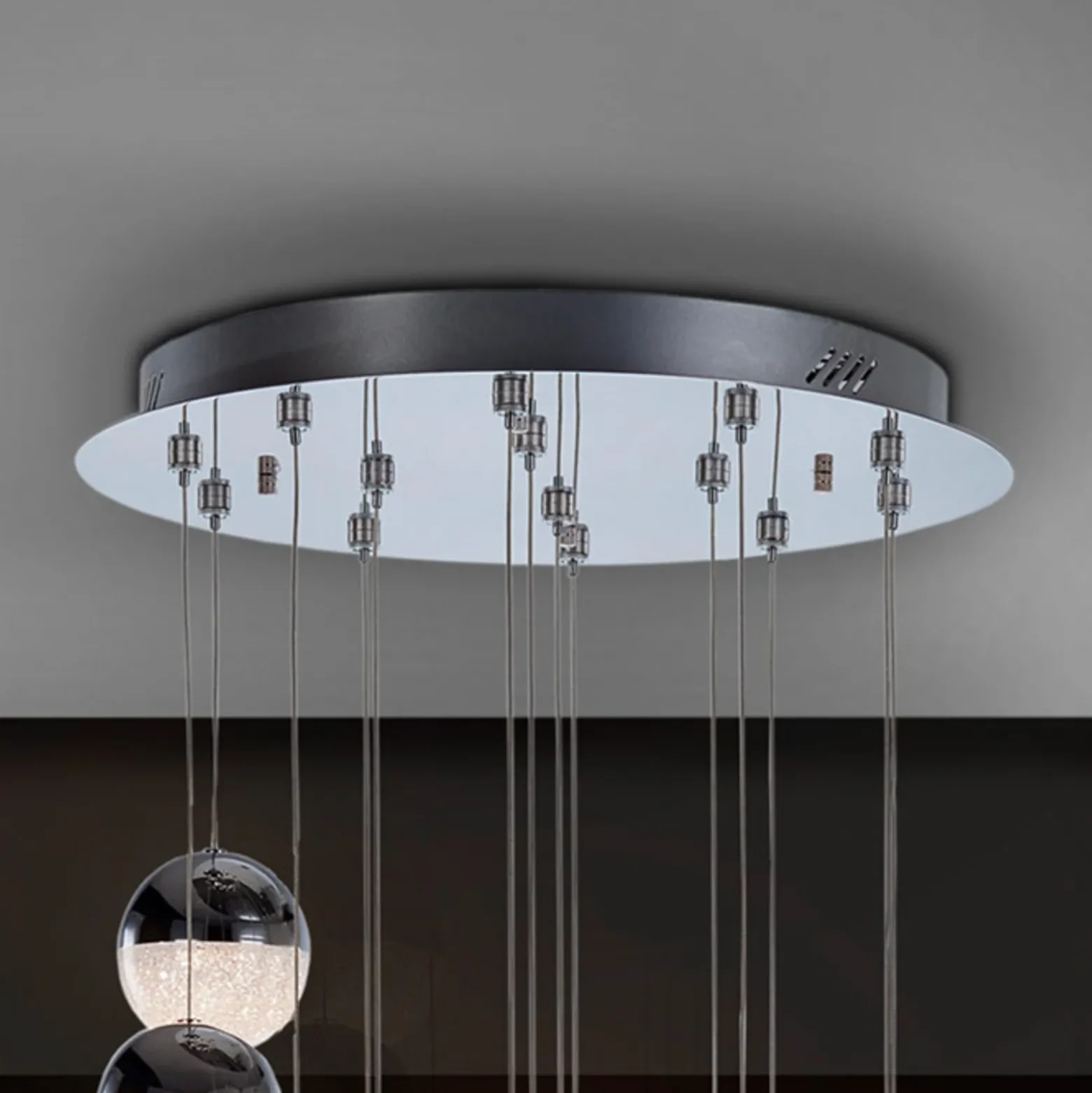 Lámpara colgante LED Sphere 14 luces cromo app
