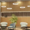 Lámpara colgante LED Vivy de Arcchio, Ø 38 cm, blanca, metal