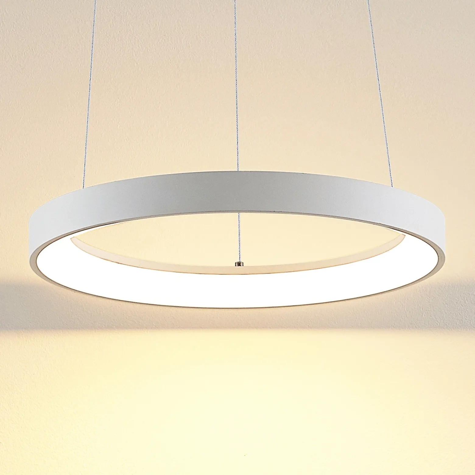 Lámpara colgante LED Vivy de Arcchio, Ø 38 cm, blanca, metal