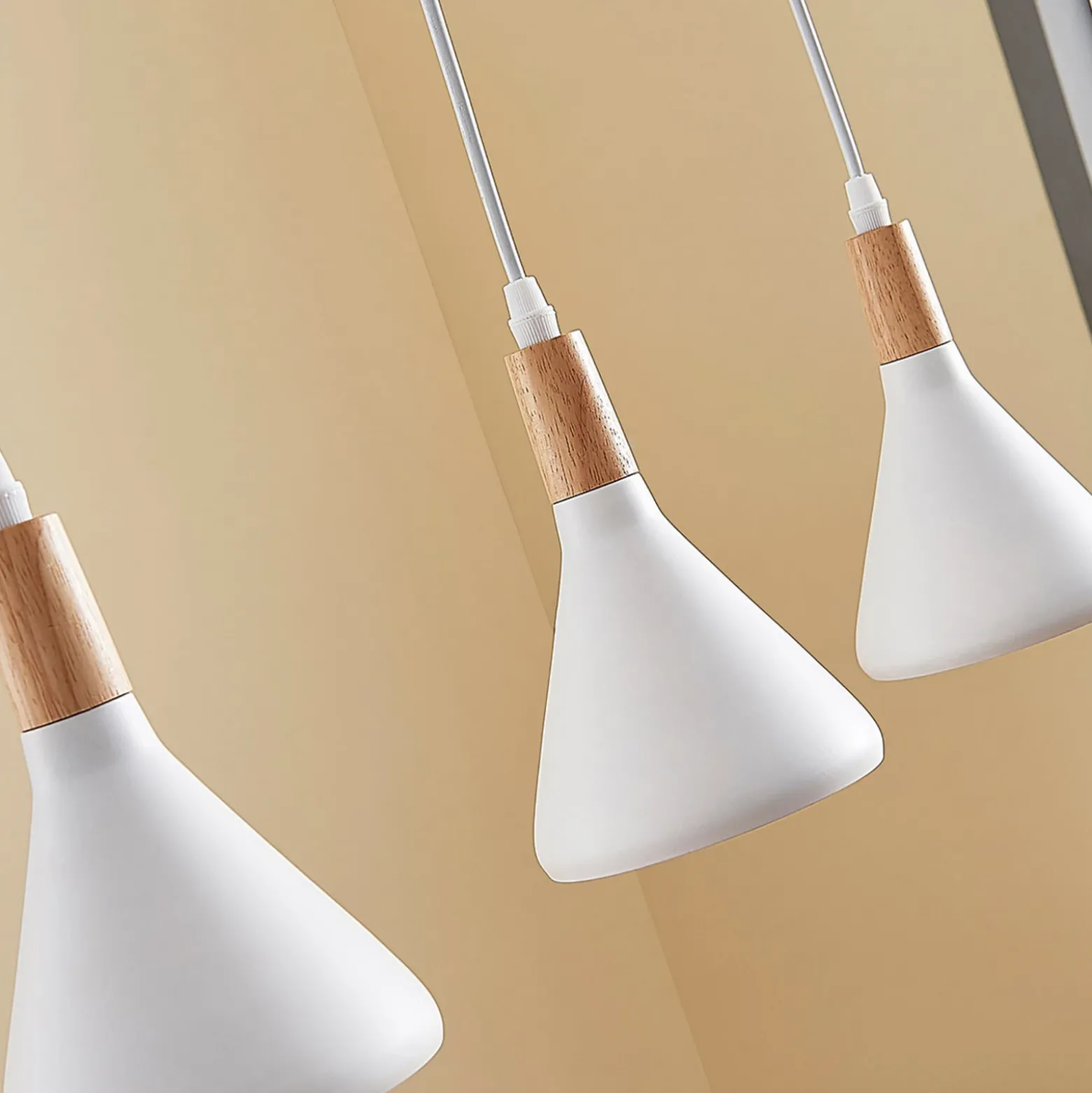 Lámpara colgante Lindby Arina, 100 cm, blanca, 5 luces, E14