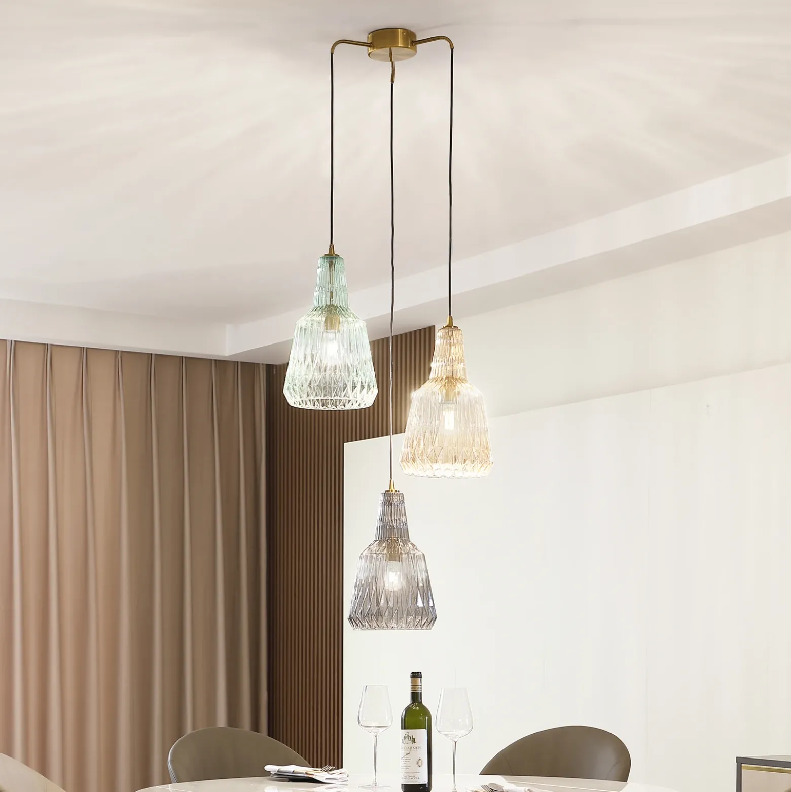Lámpara colgante Lindby Belarion, multicolor, 3 luces, Ø 55 cm