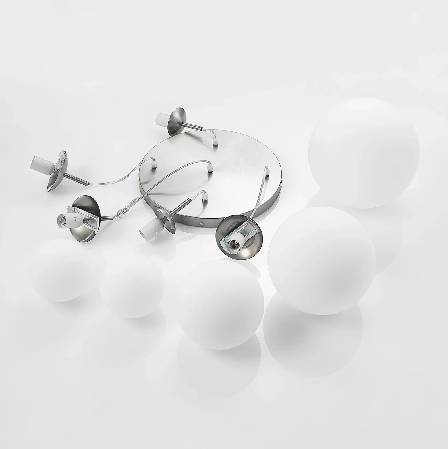 Lámpara colgante Lindby Heleska, blanca, de cristal, 5 luces, Ø 50 cm