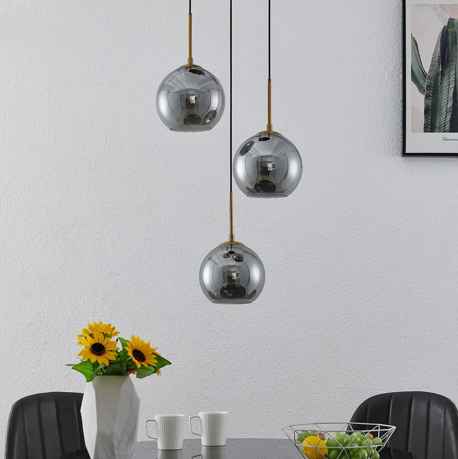Lámpara colgante Lindby Jurian, 32 cm, 3 luces, bronce, humo, cristal