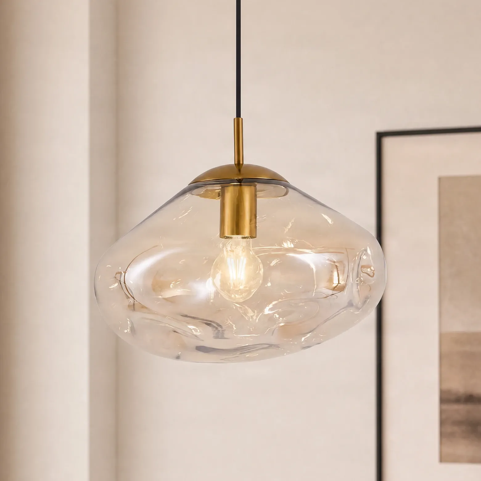 Lámpara colgante Lindby Lelia, ámbar, cristal, Ø 35 cm