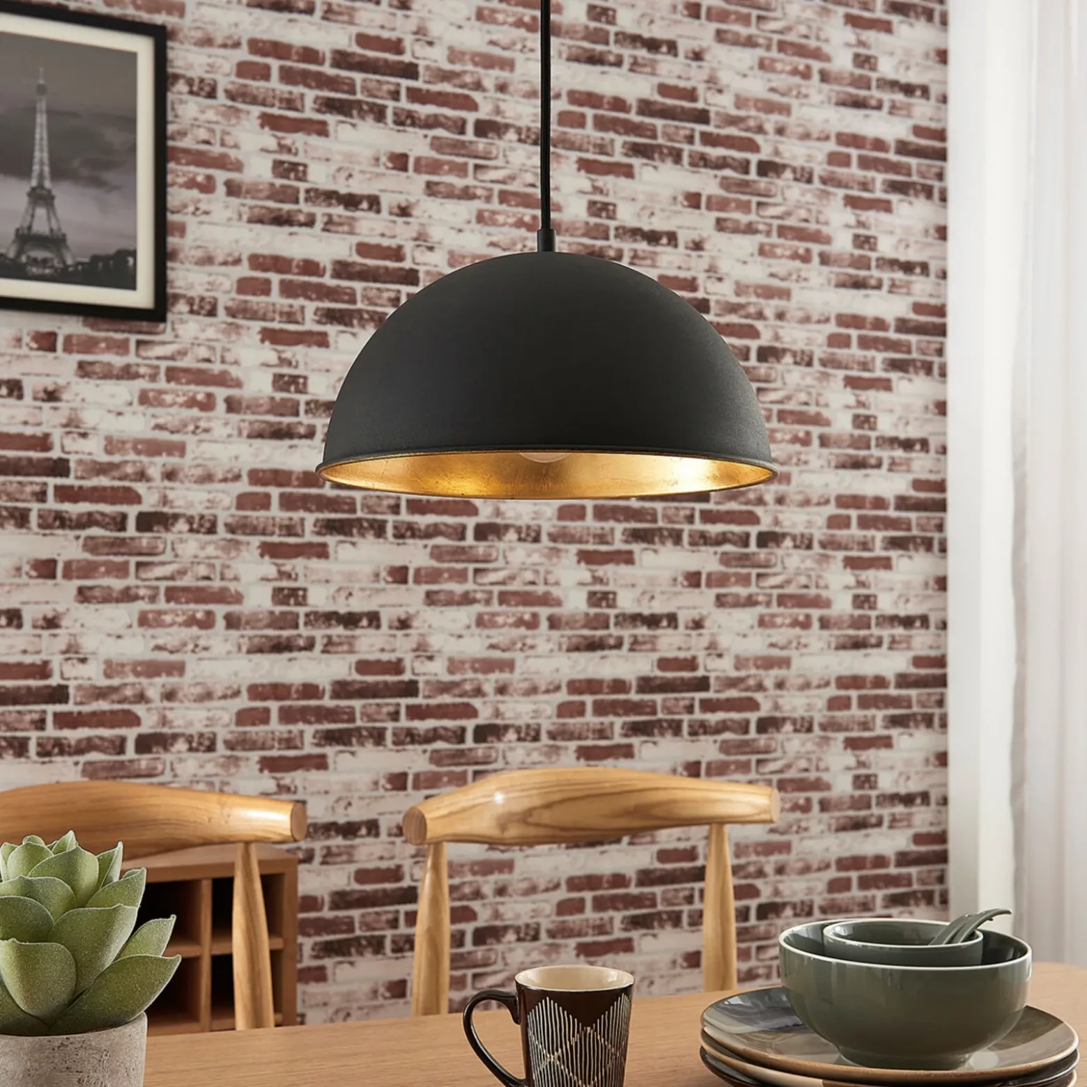 Lámpara colgante Lindby Leya, negro/oro, metal, Ø 30 cm, E27