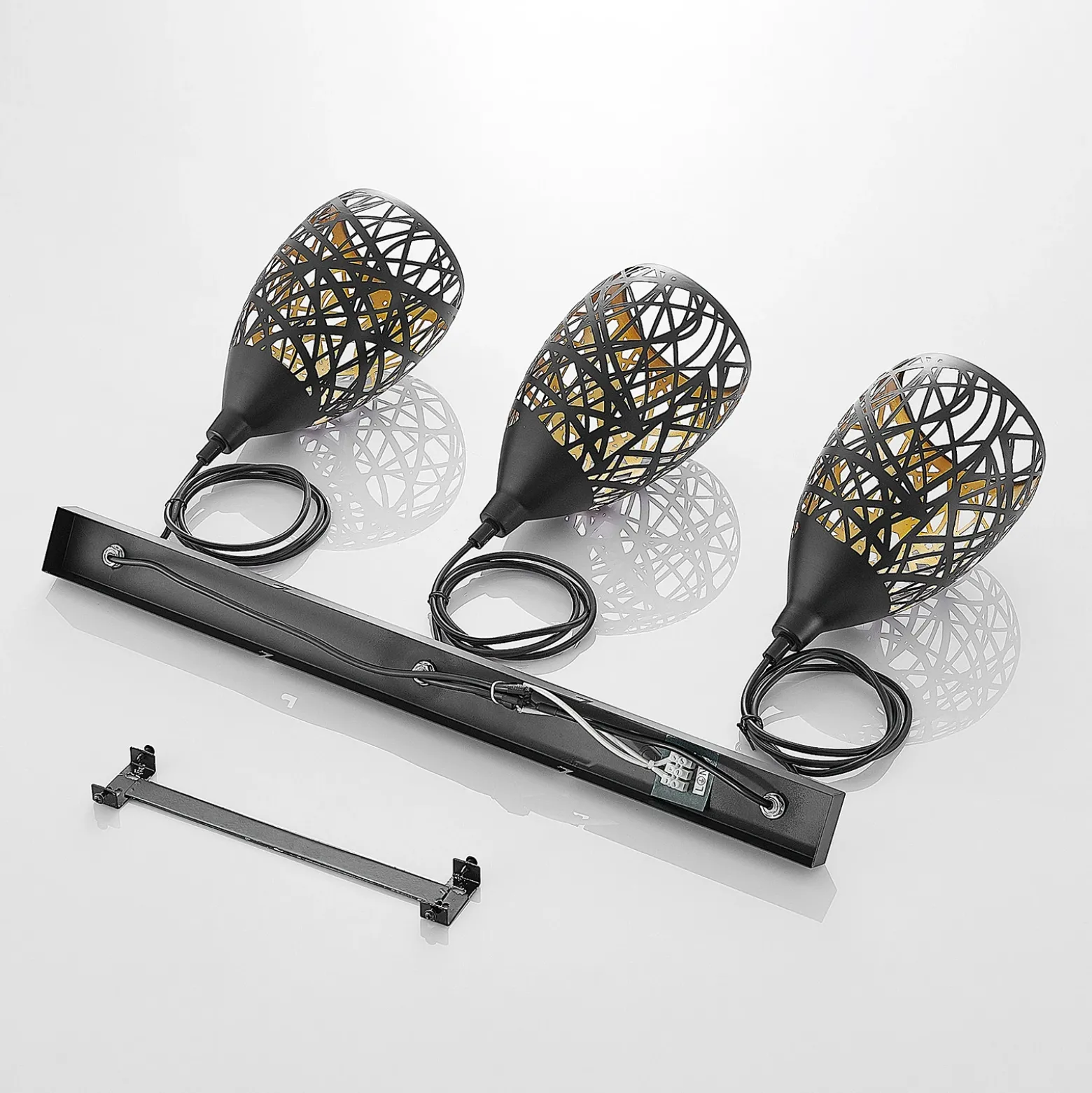 Lámpara colgante Lindby Marcello, 75 cm, 3 luces, negro-dorado