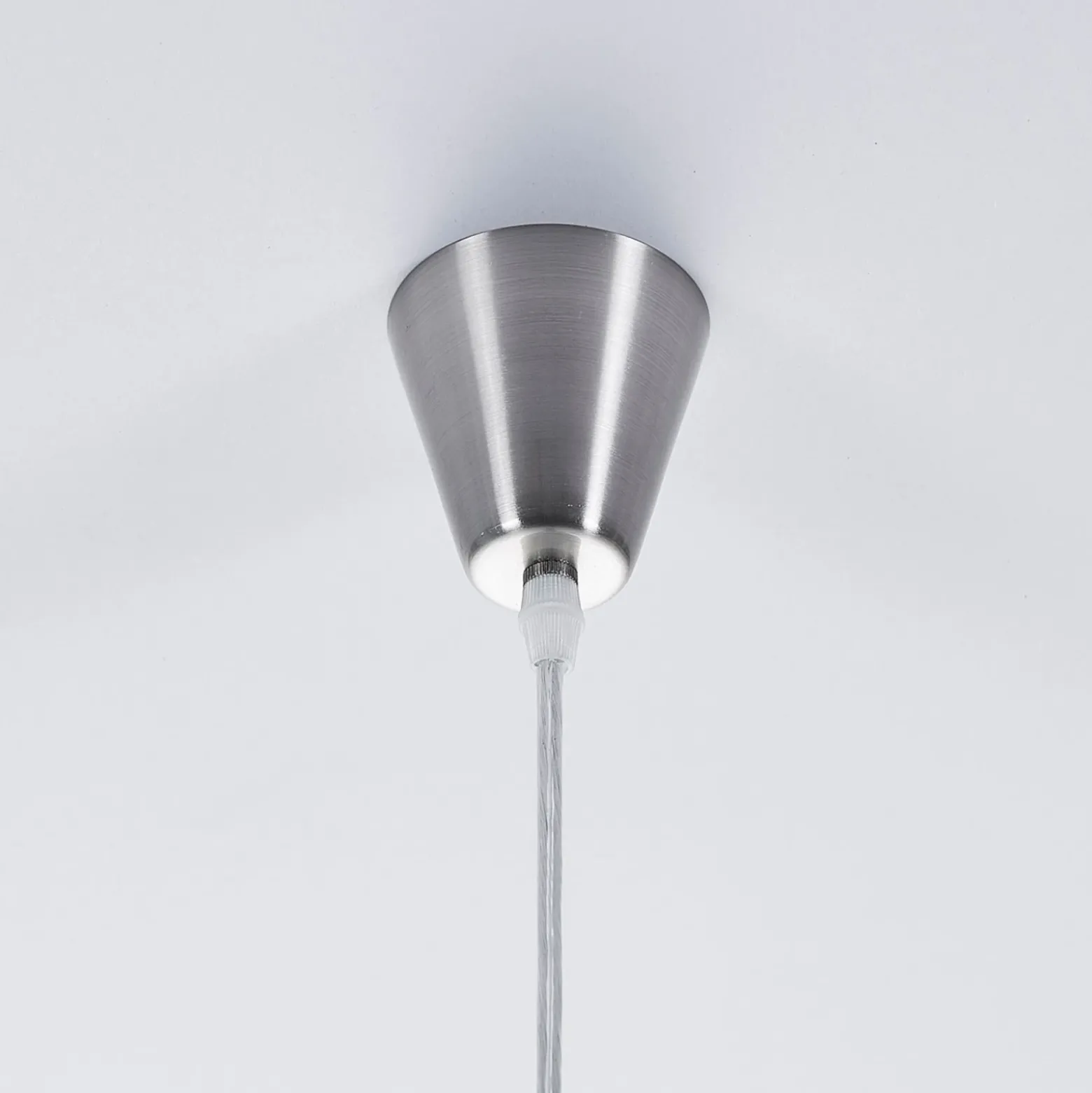 Lámpara colgante Lindby Marike, Ø 30 cm, blanca, cristal, globo, E27