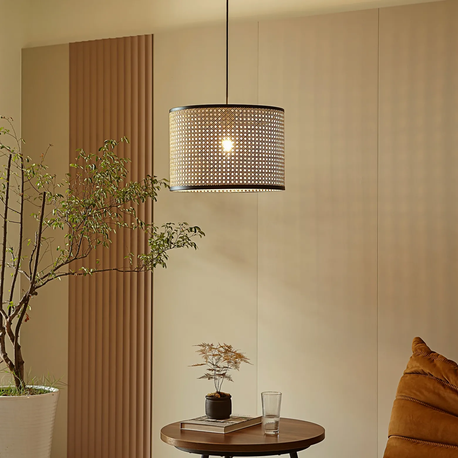 Lámpara colgante Lindby Yaelle, Ø 40 cm, ratán, negro, E27