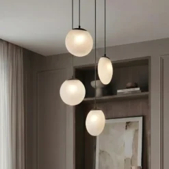 Lámpara colgante Lucande Lunelle, negra, cristal, 4 luces, Ø 40 cm