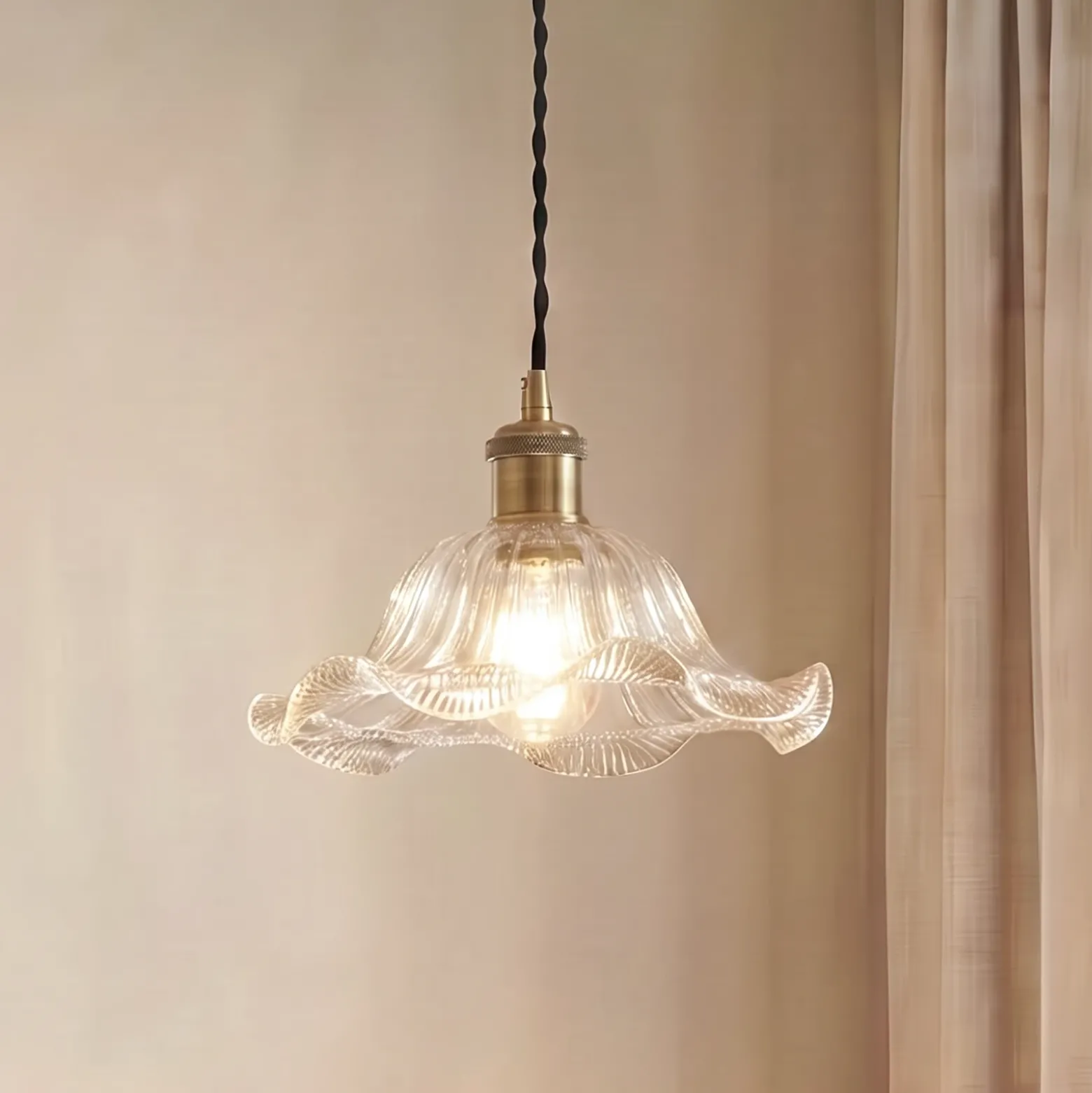Lámpara colgante Ludowika de Lindby, transparente, cristal, Ø25 cm, E27