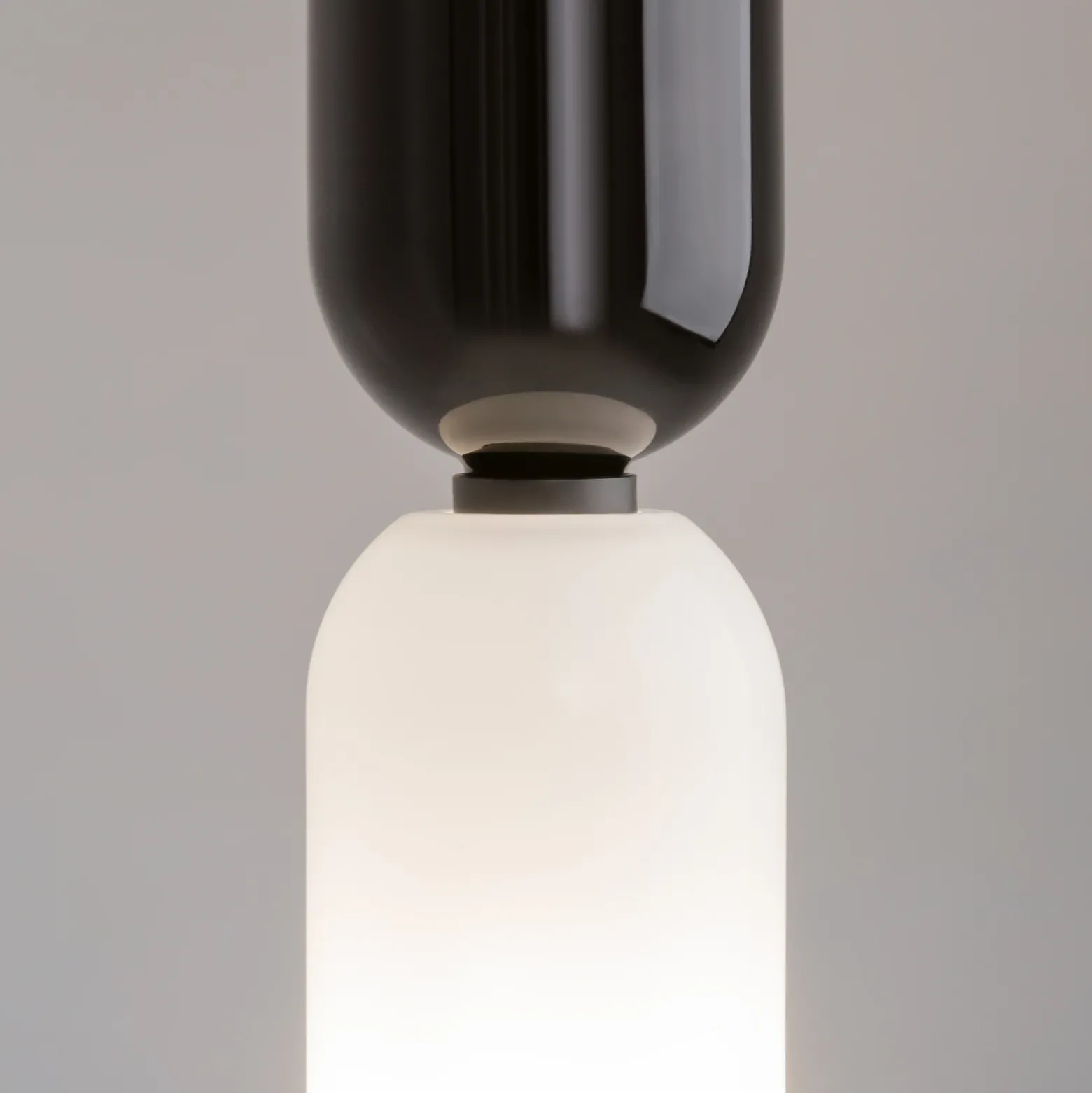 Lámpara colgante Maytoni Memory, negra, Ø 8 cm, cerámica, cristal