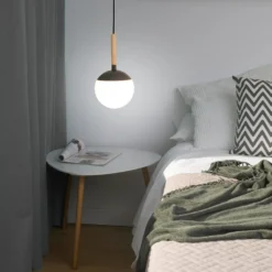 Lámpara colgante Mine con elemento metálico gris
