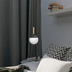 Lámpara colgante Mine con elemento metálico gris