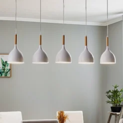 Lámpara colgante Noak 5 luces larga blanco/madera natural