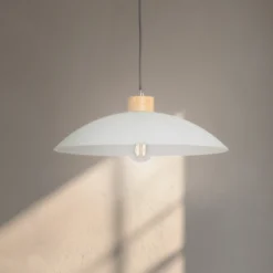 Lámpara colgante OHANA, cristal opalino, madera de roble, Ø 40 cm, E27
