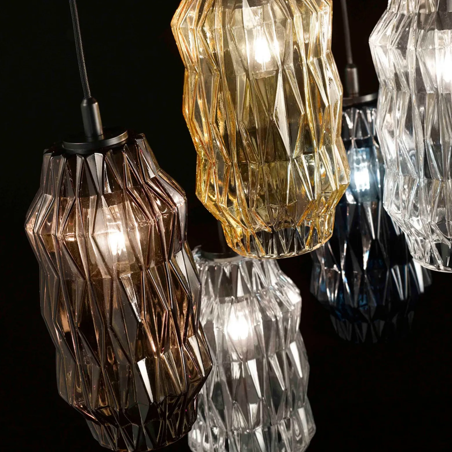 Lámpara colgante Origami de cristal, ámbar