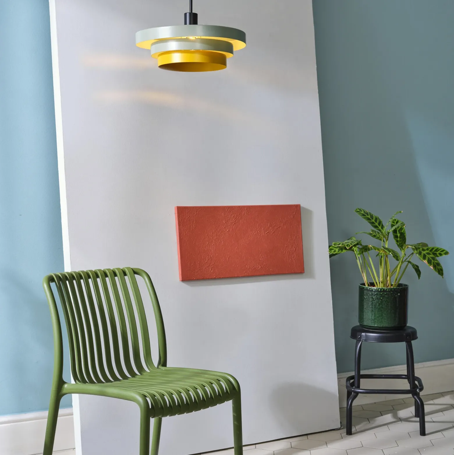 Lámpara colgante OSRAM Decor Layers, verde/amarillo, acero, E27